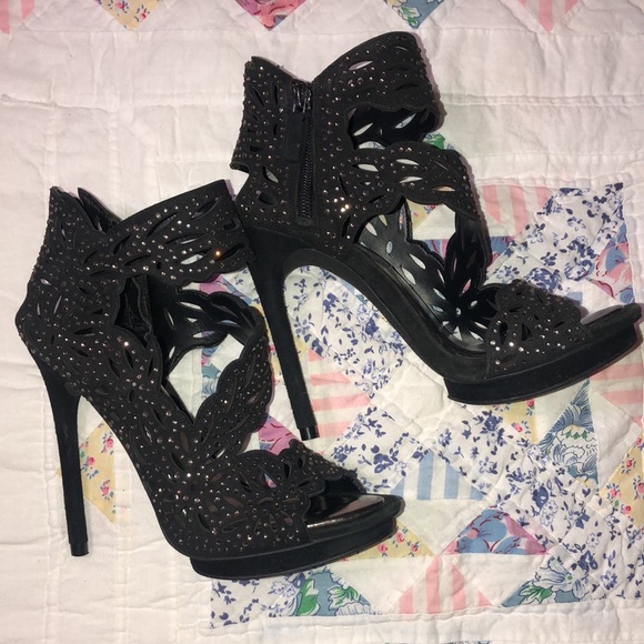 BCBGMAXAZRIA Black Rhinestone Studded Heels size 5 1/2 - Picture 1 of 10